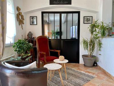 Maison traditionnelle - 142 m² - 6 pièces