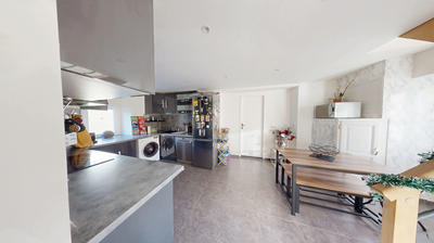 Appartement - 82 m² - 4 pièces