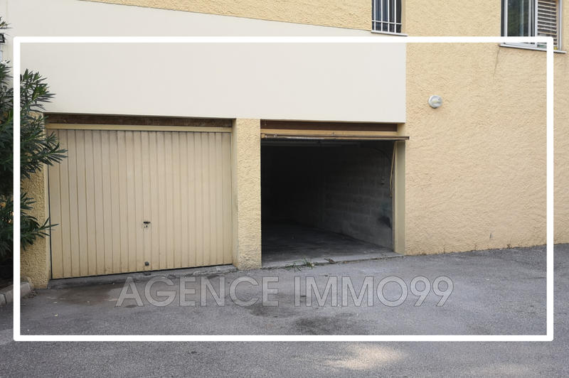 Parking / Garage - 17 m²