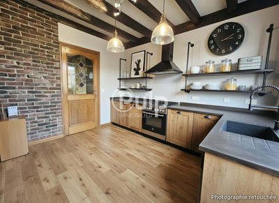 Maison - 165 m² - 8 pièces