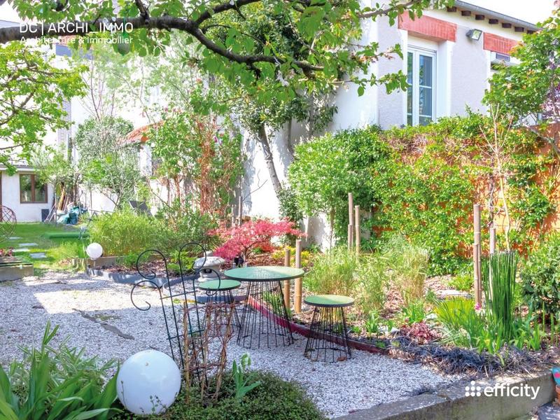 Maison - 190 m² - 7 pièces