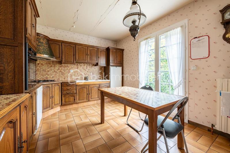 Maison - 175 m² - 8 pièces