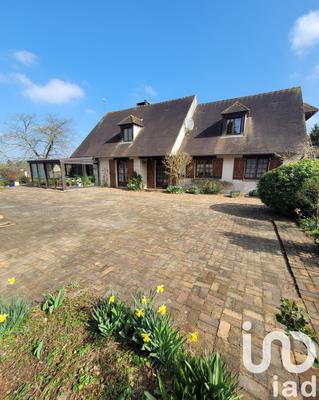 Maison - 285 m² - 6 pièces