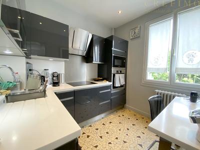 Maison - 120 m² - 4 pièces