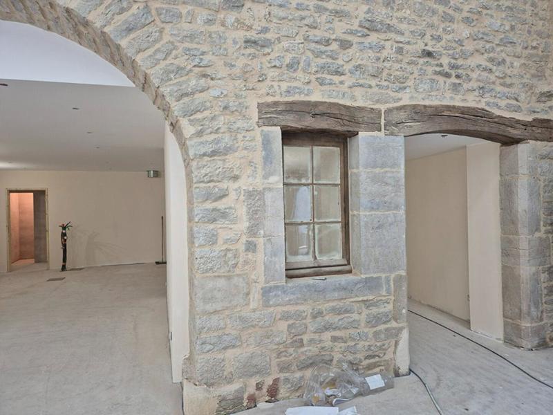 Local d'activité / Entrepôt - 180 m²