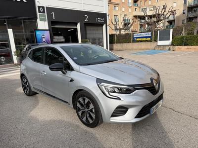 Renault Clio V Limited E-Tech 140