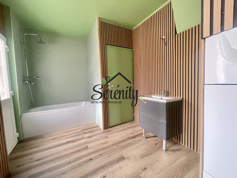 Maison - 153 m² - 8 pièces