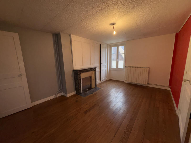 Maison - 99 m² - 5 pièces