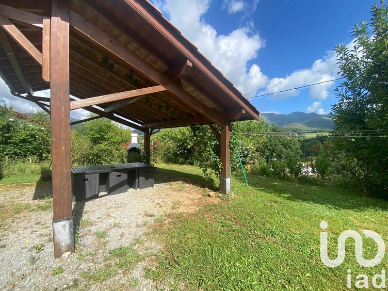 Maison - 225 m² - 15 pièces