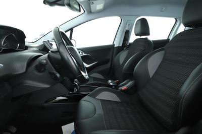 Peugeot 2008 1.2 PureTech Allure Eat6 110 ch