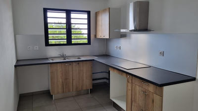 Appartement - 83 m² - 4 pièces