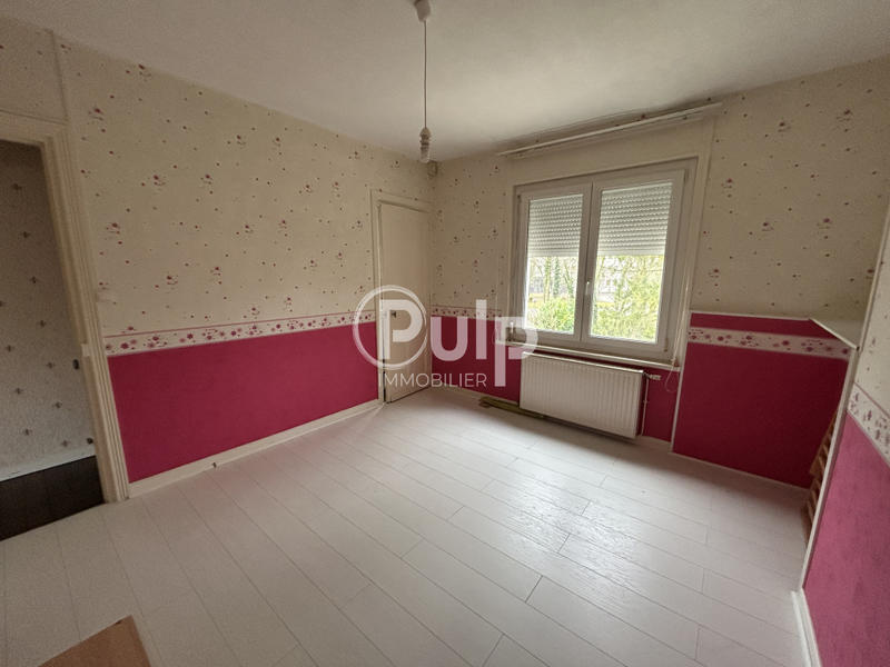 Maison - 90 m² - 5 pièces