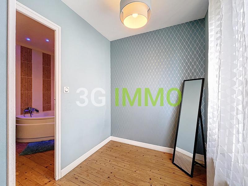 Maison - 135 m² - 6 pièces