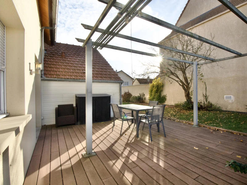 Maison - 140 m² - 6 pièces