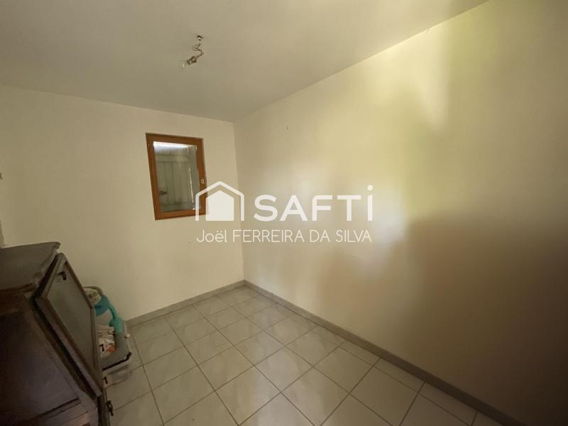 Maison - 94 m² - 5 pièces