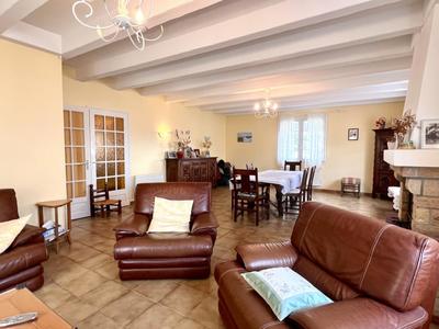 Maison - 130 m² - 5 pièces
