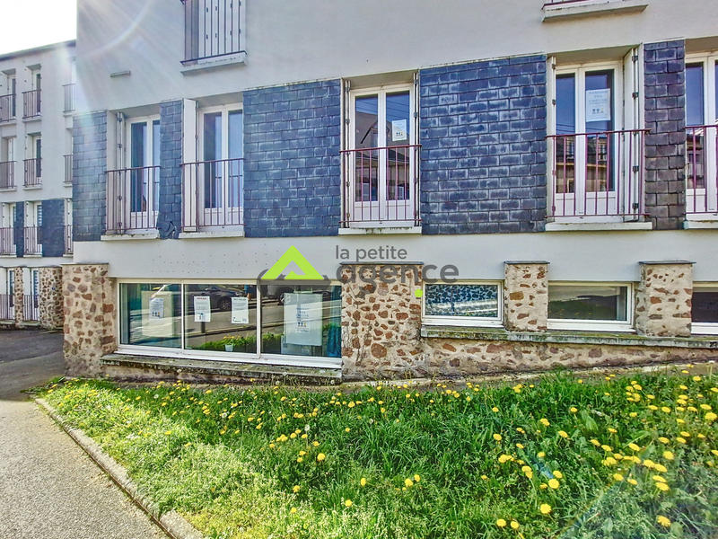 Local commercial - 240 m²