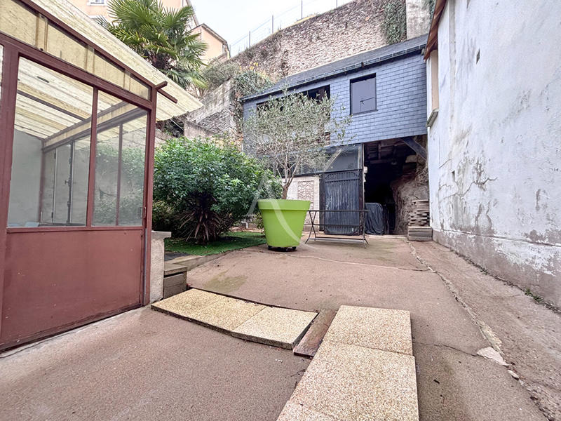 Maison - 83 m² - 4 pièces