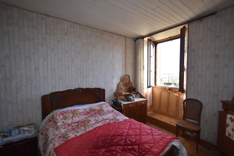 Maison - 200 m² - 7 pièces