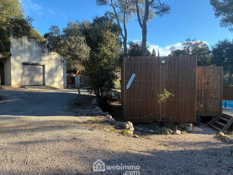 Maison - 163 m² - 8 pièces