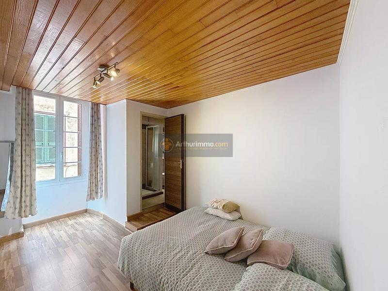 Appartement - 79 m² - 4 pièces