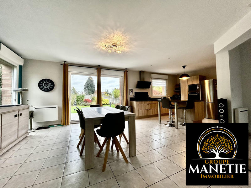 Maison - 96 m² - 5 pièces