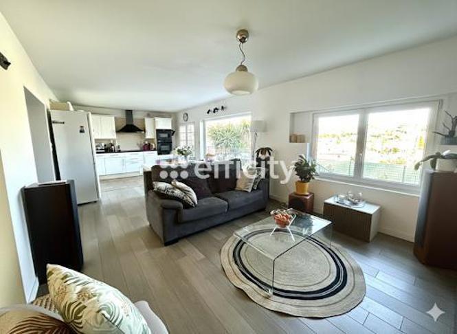 Villa - 136 m² - 4 pièces