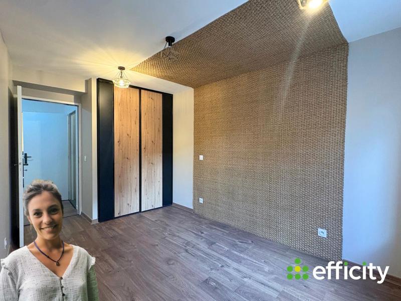 Maison - 93 m² - 5 pièces