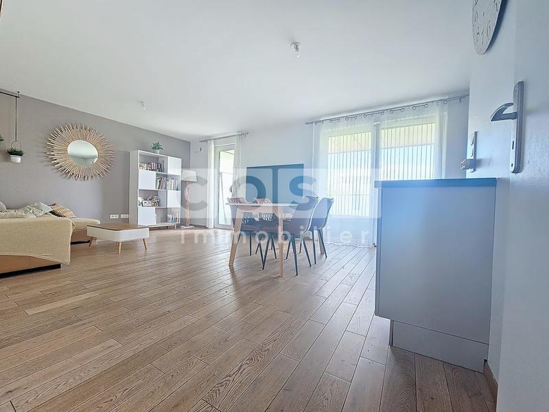 Appartement - 65 m² - 3 pièces