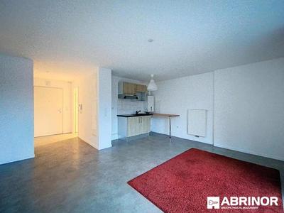 Studio - 33 m² - 1 pièce