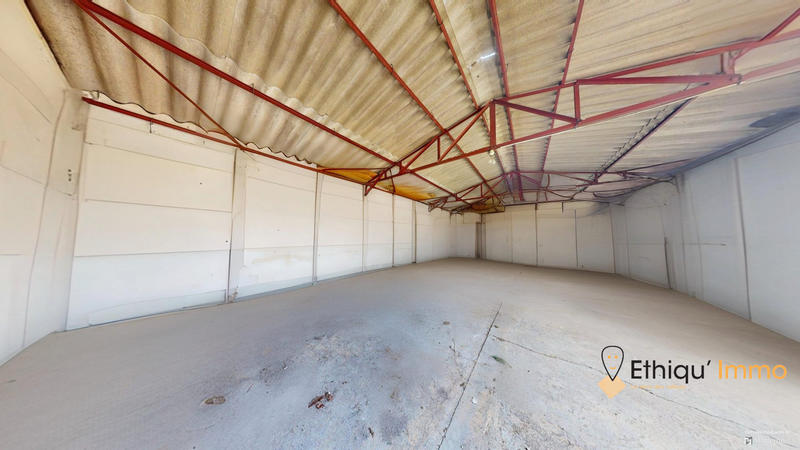 Maison - 99 m² - 6 pièces