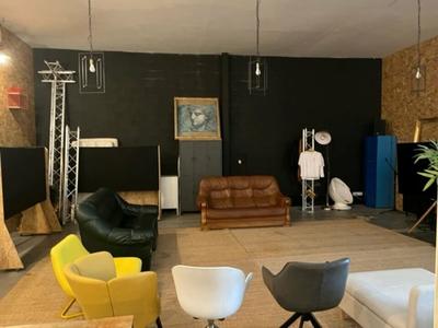 Local d'activité / Entrepôt - 826 m²