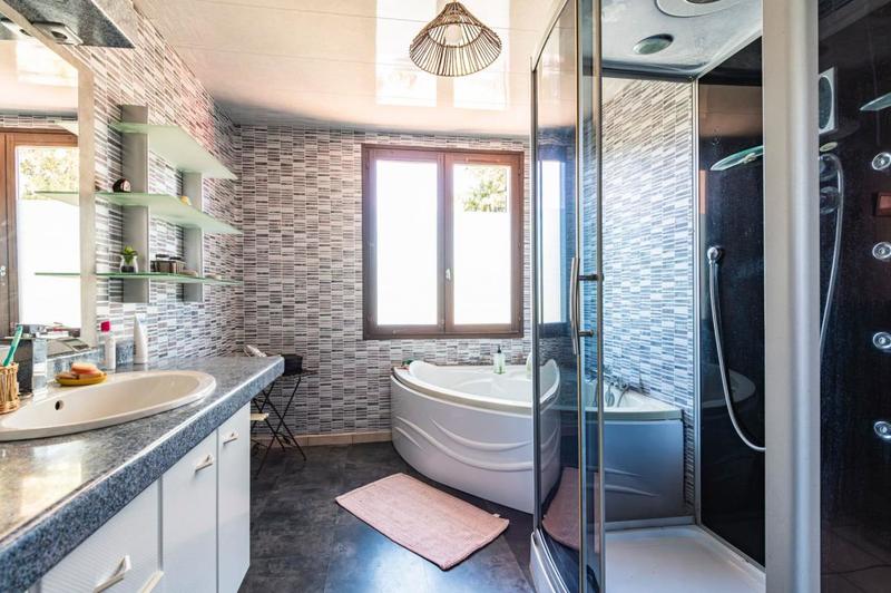 Maison - 133 m² - 5 pièces