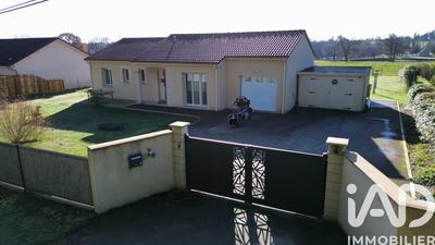 Maison - 94 m² - 4 pièces