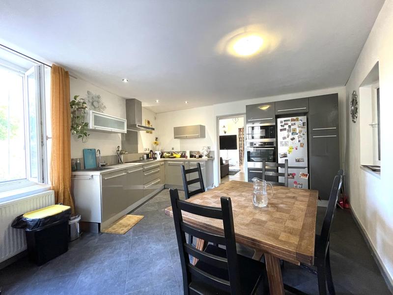 Maison - 111 m² - 4 pièces