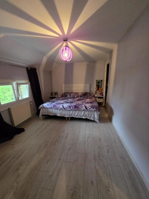 Maison - 161 m² - 6 pièces