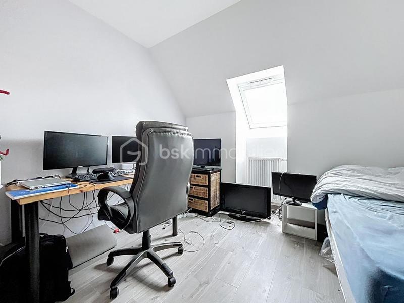 Maison - 95 m² - 5 pièces