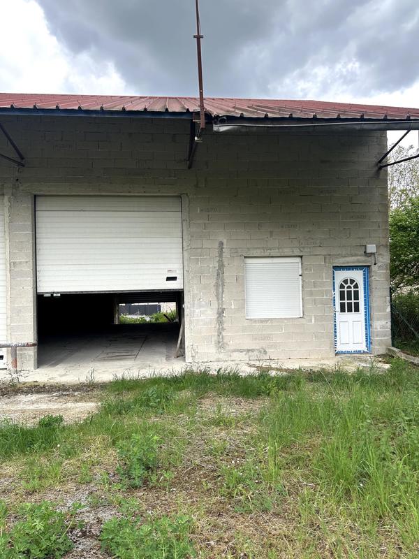 Immeuble - 200 m² - 2 pièces