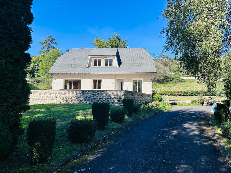 Maison - 141 m² - 5 pièces