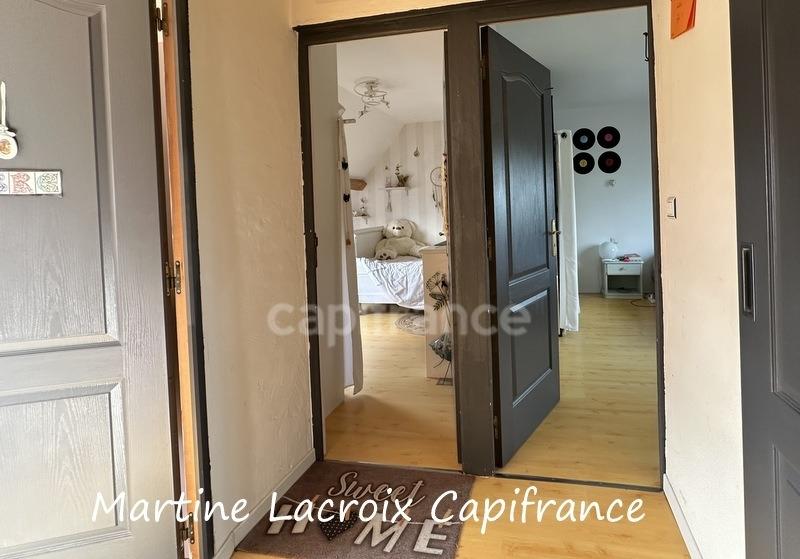 Maison - 180 m² - 8 pièces