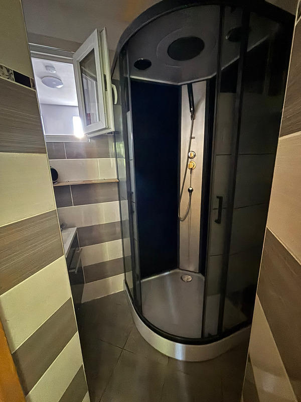 Appartement ancien - 32 m² - 2 pièces