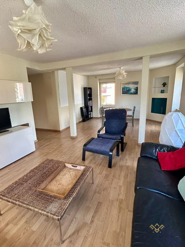 Appartement - 160 m² - 7 pièces