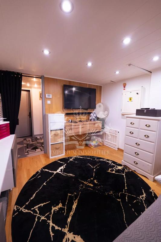 Maison - 143 m² - 7 pièces