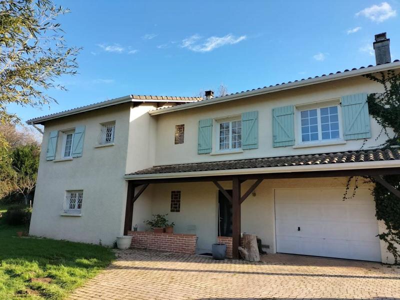 Maison - 186 m² - 5 pièces