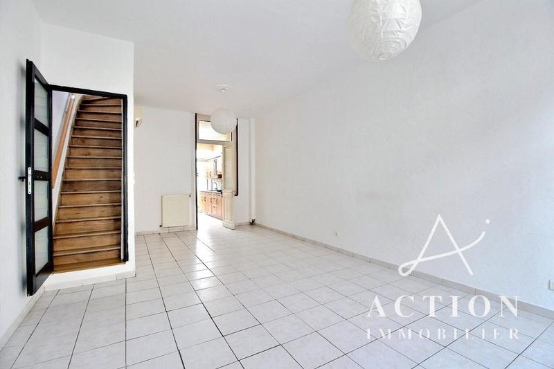 Maison - 98 m² - 5 pièces