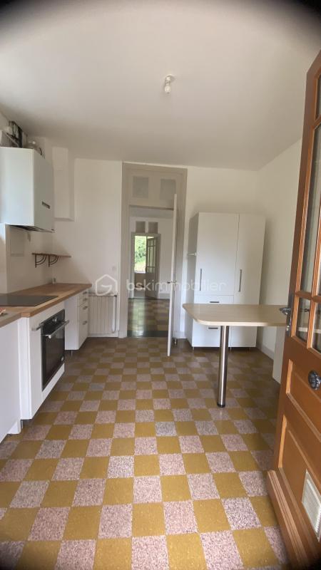 Maison - 158 m² - 8 pièces