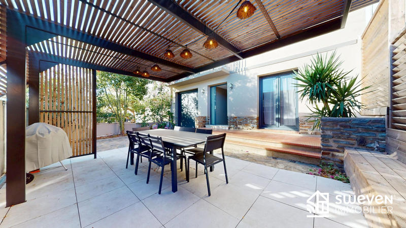 Maison - 102 m² - 4 pièces