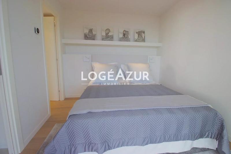 Appartement - 90 m² - 4 pièces