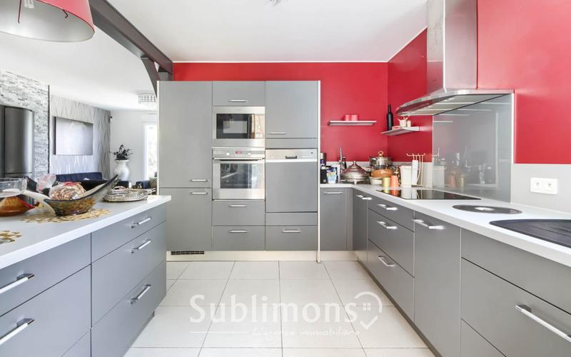 Maison - 120 m² - 5 pièces