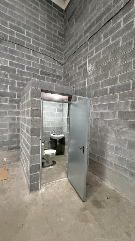 Local artisanal - 125 m² - 1 pièce